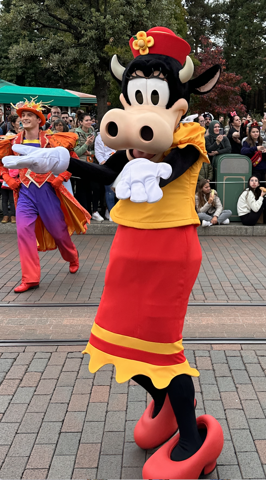 Clarabelle Cow