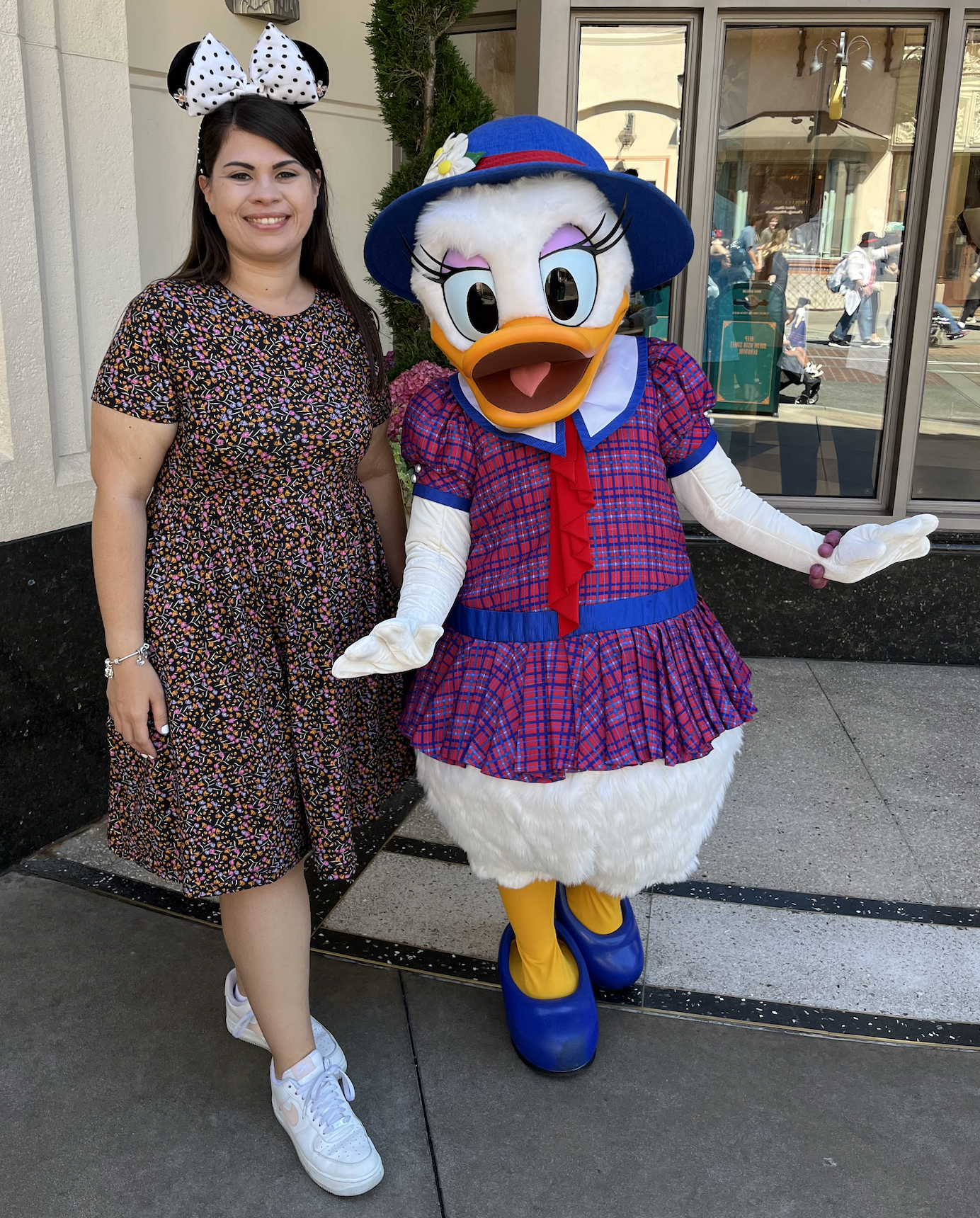 Buena Vista Street Daisy 