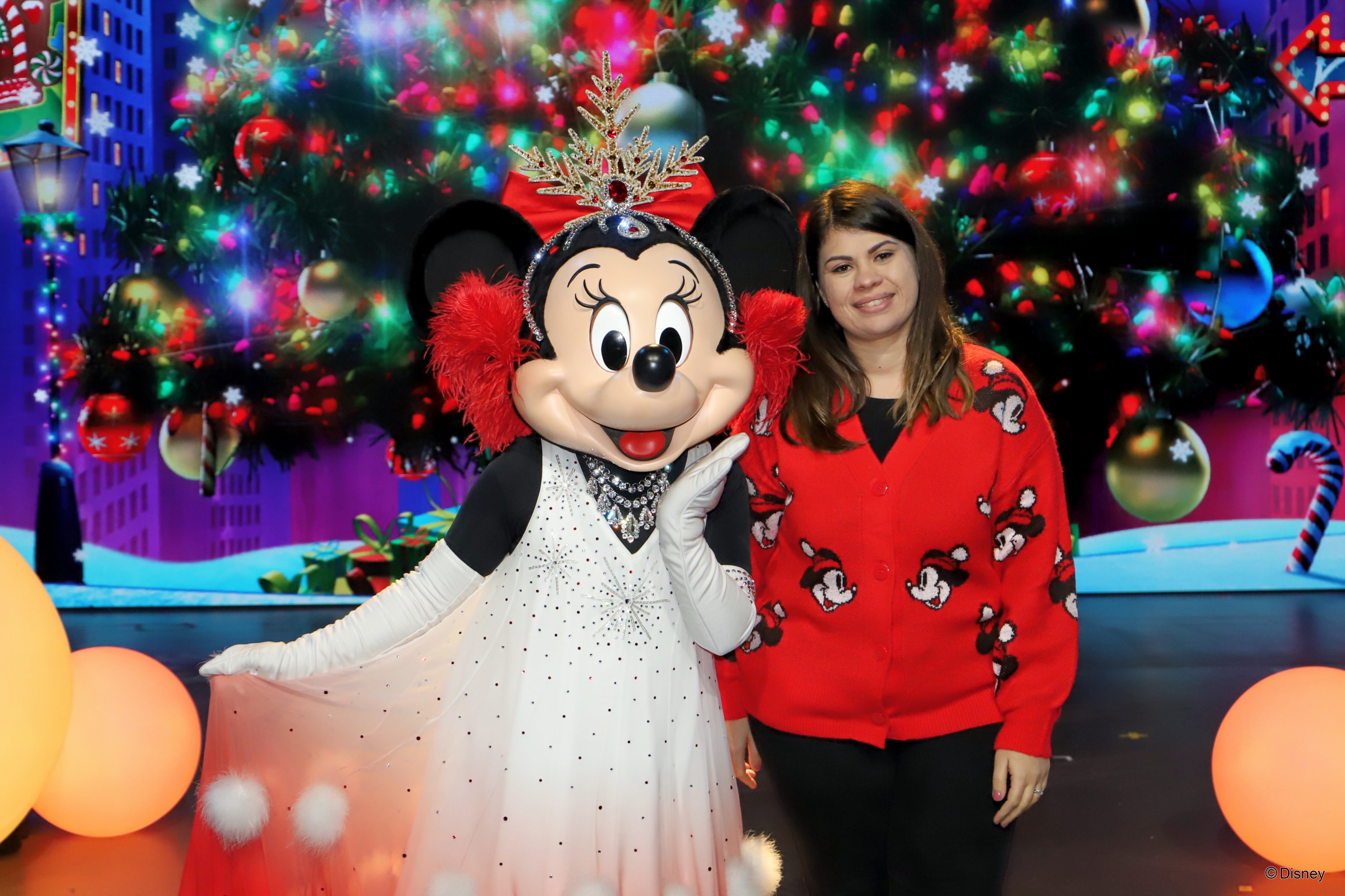 Broadway Christmas 2022 Minnie  